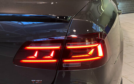 Volkswagen Passat B7, 2011 год, 1 220 000 рублей, 8 фотография