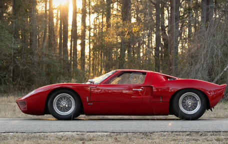 Ford GT40, 1966 год, 595 000 000 рублей, 3 фотография