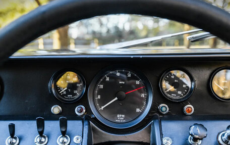 Ford GT40, 1966 год, 595 000 000 рублей, 16 фотография