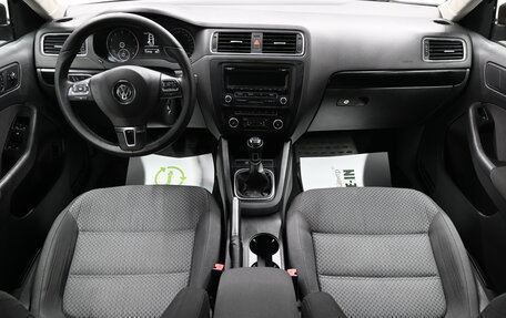 Volkswagen Jetta VI, 2012 год, 1 095 000 рублей, 10 фотография