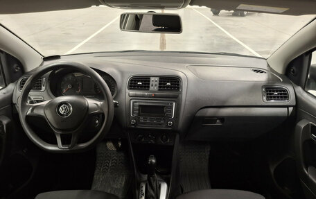 Volkswagen Polo VI (EU Market), 2018 год, 930 000 рублей, 17 фотография