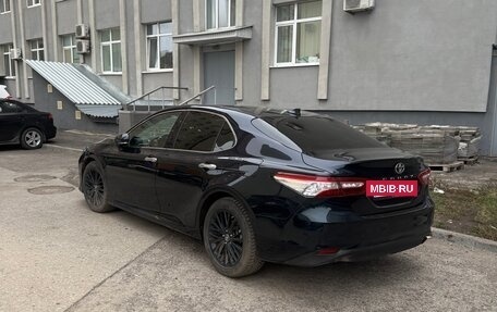 Toyota Camry, 2019 год, 2 770 000 рублей, 2 фотография