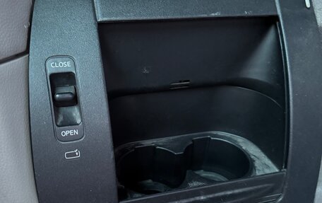 Nissan Elgrand III, 2002 год, 1 200 000 рублей, 20 фотография