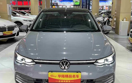 Volkswagen Golf VIII, 2022 год, 2 130 000 рублей, 2 фотография