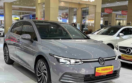 Volkswagen Golf VIII, 2022 год, 2 130 000 рублей, 3 фотография