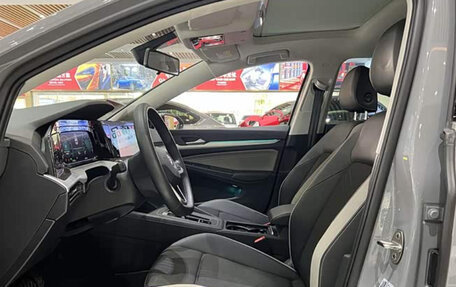 Volkswagen Golf VIII, 2022 год, 2 130 000 рублей, 6 фотография