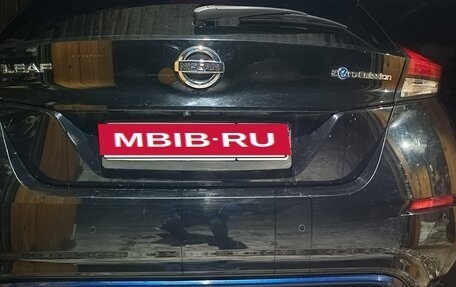 Nissan Leaf II, 2018 год, 1 400 000 рублей, 13 фотография