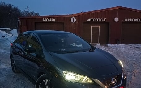 Nissan Leaf II, 2018 год, 1 400 000 рублей, 16 фотография