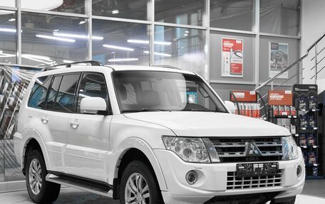 Mitsubishi Pajero IV, 2012 год, 1 980 000 рублей, 3 фотография