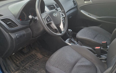 Hyundai Solaris II рестайлинг, 2015 год, 850 000 рублей, 1 фотография