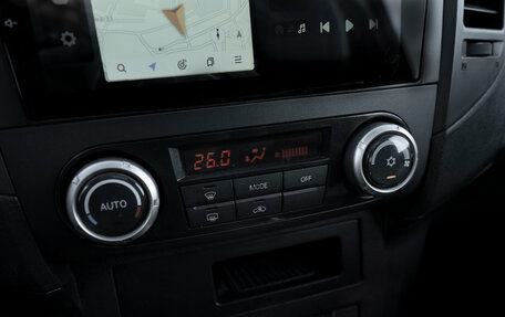 Mitsubishi Pajero IV, 2007 год, 1 445 000 рублей, 16 фотография