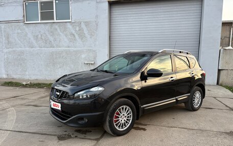 Nissan Qashqai, 2010 год, 900 000 рублей, 2 фотография
