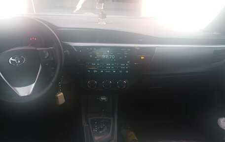 Toyota Corolla, 2013 год, 1 550 000 рублей, 10 фотография