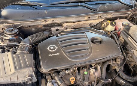 Opel Insignia II рестайлинг, 2010 год, 700 000 рублей, 6 фотография