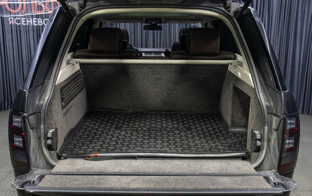 Land Rover Range Rover IV рестайлинг, 2016 год, 5 300 000 рублей, 9 фотография