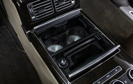 Land Rover Range Rover IV рестайлинг, 2016 год, 5 300 000 рублей, 19 фотография