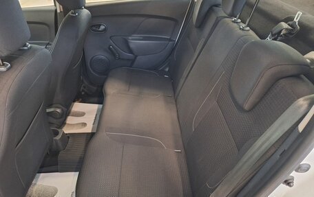 Renault Logan II, 2021 год, 780 000 рублей, 12 фотография