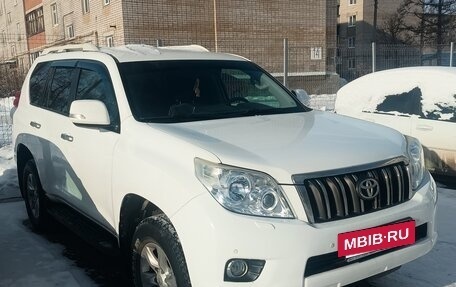 Toyota Land Cruiser Prado 150 рестайлинг 2, 2013 год, 3 449 000 рублей, 2 фотография