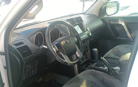 Toyota Land Cruiser Prado 150 рестайлинг 2, 2013 год, 3 449 000 рублей, 10 фотография