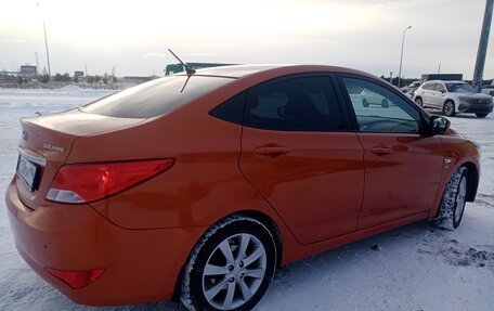 Hyundai Solaris II рестайлинг, 2015 год, 1 200 000 рублей, 3 фотография