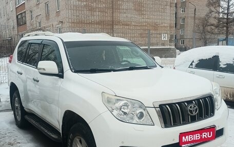 Toyota Land Cruiser Prado 150 рестайлинг 2, 2013 год, 3 449 000 рублей, 6 фотография