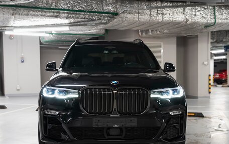 BMW X7, 2021 год, 7 990 000 рублей, 2 фотография
