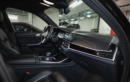 BMW X7, 2021 год, 7 990 000 рублей, 19 фотография