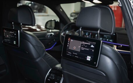 BMW X7, 2021 год, 7 990 000 рублей, 29 фотография