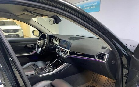 BMW 3 серия, 2019 год, 3 360 000 рублей, 11 фотография