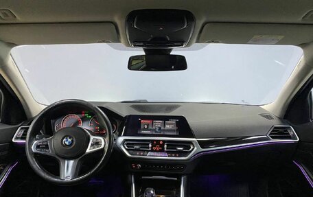 BMW 3 серия, 2019 год, 3 360 000 рублей, 13 фотография