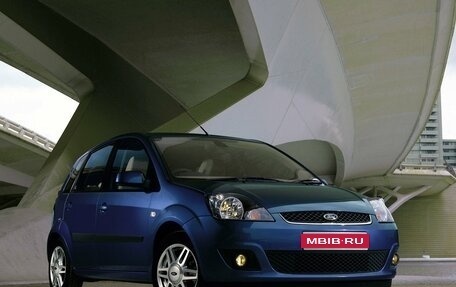 Ford Fiesta, 2004 год, 290 000 рублей, 1 фотография