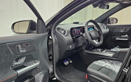 Mercedes-Benz GLA, 2024 год, 5 500 000 рублей, 10 фотография