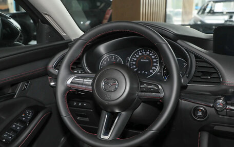 Mazda 3, 2023 год, 1 790 000 рублей, 15 фотография