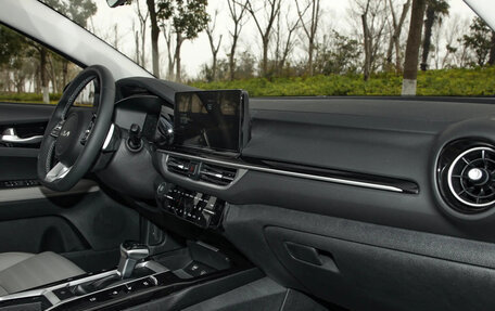 KIA K3, 2023 год, 1 690 000 рублей, 29 фотография