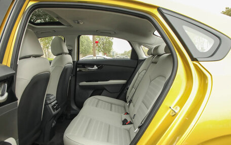 KIA K3, 2023 год, 1 690 000 рублей, 33 фотография