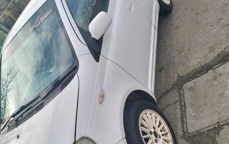 Toyota Vitz, 2001 год, 250 000 рублей, 4 фотография