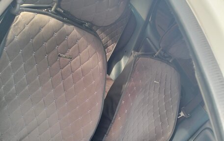 Toyota Vitz, 2001 год, 250 000 рублей, 5 фотография