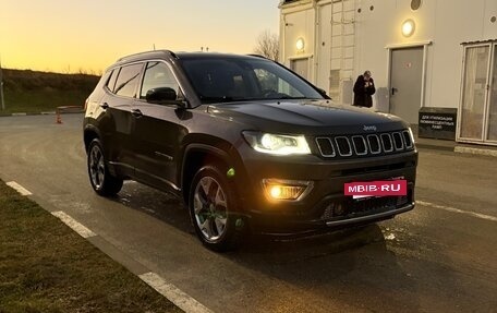 Jeep Compass II, 2017 год, 2 250 000 рублей, 8 фотография