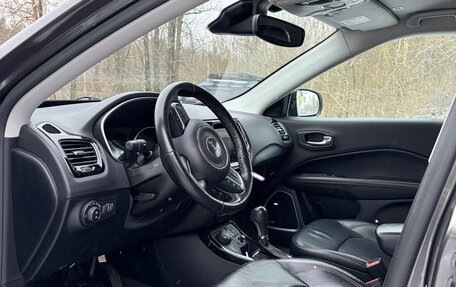 Jeep Compass II, 2017 год, 2 250 000 рублей, 23 фотография