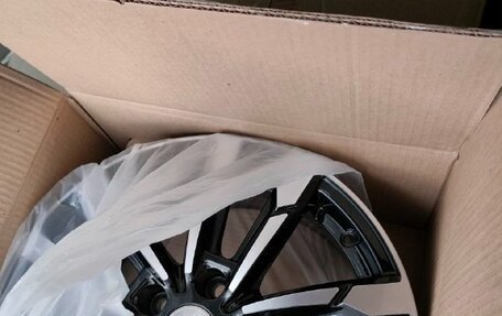 Peugeot Traveller I, 2018 год, 2 200 000 рублей, 3 фотография