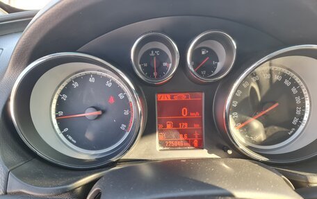 Opel Insignia II рестайлинг, 2012 год, 650 000 рублей, 9 фотография