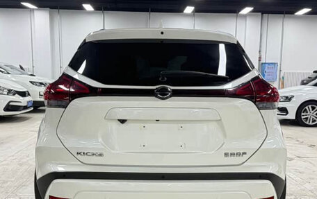 Nissan Kicks I, 2022 год, 1 920 000 рублей, 4 фотография