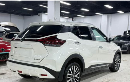 Nissan Kicks I, 2022 год, 1 920 000 рублей, 3 фотография