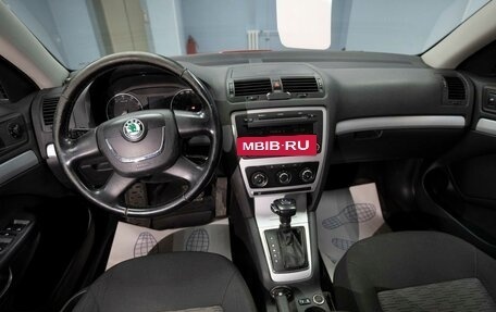 Skoda Octavia, 2011 год, 699 000 рублей, 10 фотография