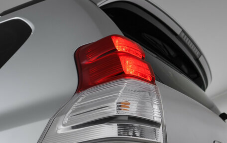 Toyota Land Cruiser Prado 150 рестайлинг 2, 2010 год, 2 600 000 рублей, 21 фотография