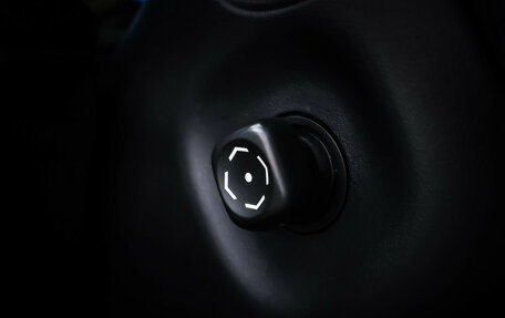 Toyota Land Cruiser Prado 150 рестайлинг 2, 2010 год, 2 600 000 рублей, 25 фотография