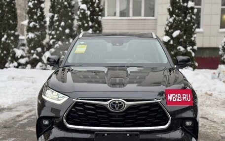 Toyota Highlander, 2025 год, 5 399 000 рублей, 2 фотография