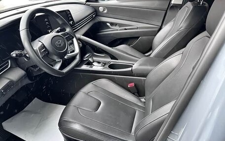 Hyundai Elantra, 2023 год, 1 650 000 рублей, 9 фотография