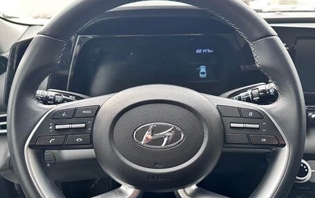 Hyundai Elantra, 2023 год, 1 650 000 рублей, 8 фотография