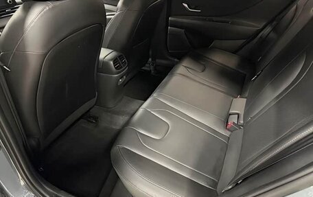 Hyundai Elantra, 2023 год, 1 650 000 рублей, 19 фотография